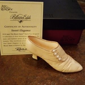 2000 BILTMORE COLLECTION RETIRED